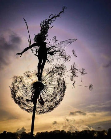 Charming Garden Sculpture for Enchanting Outdoor Spaces