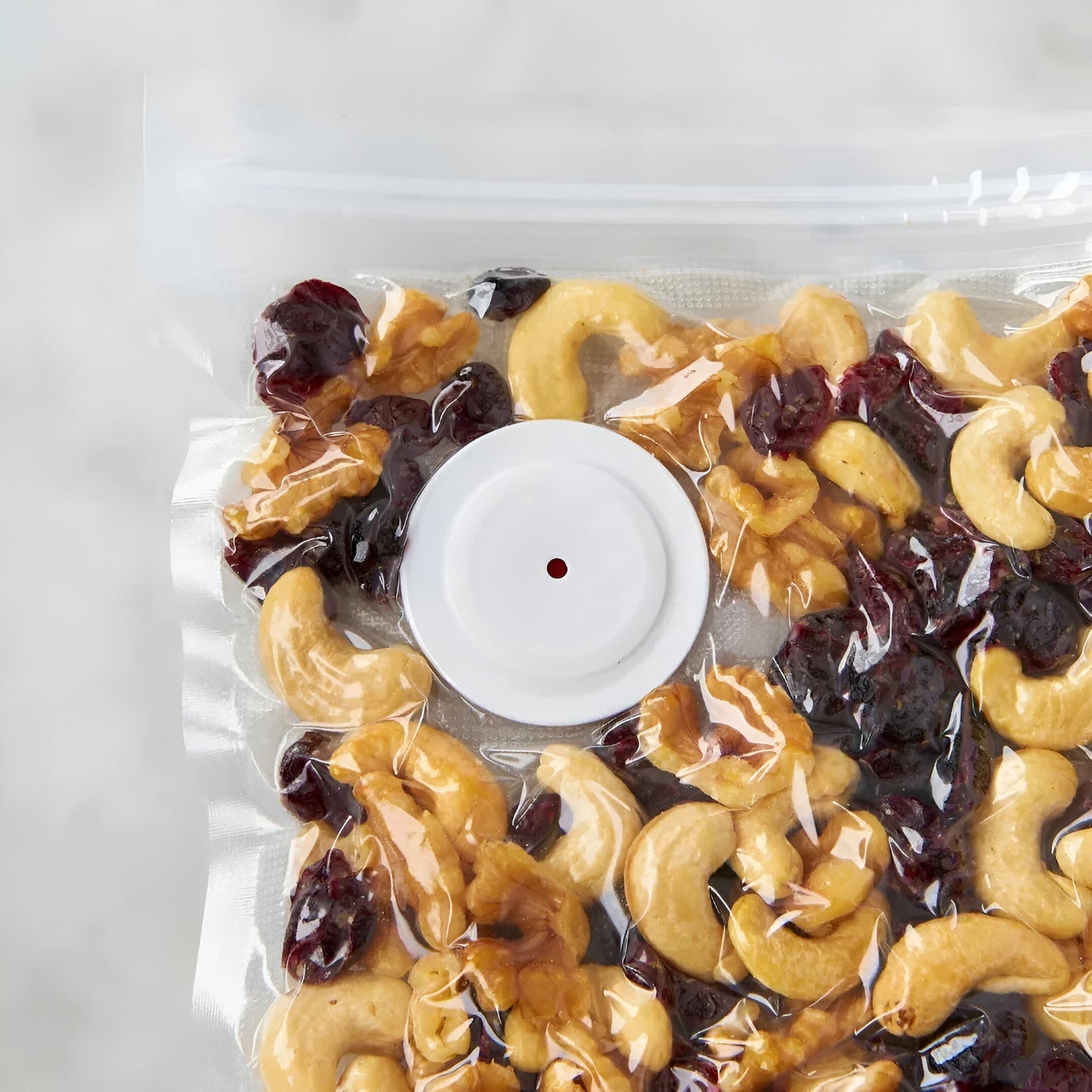 SmartSeal Pro: Rechargeable Vacuum Sealer with One-Touch Operation