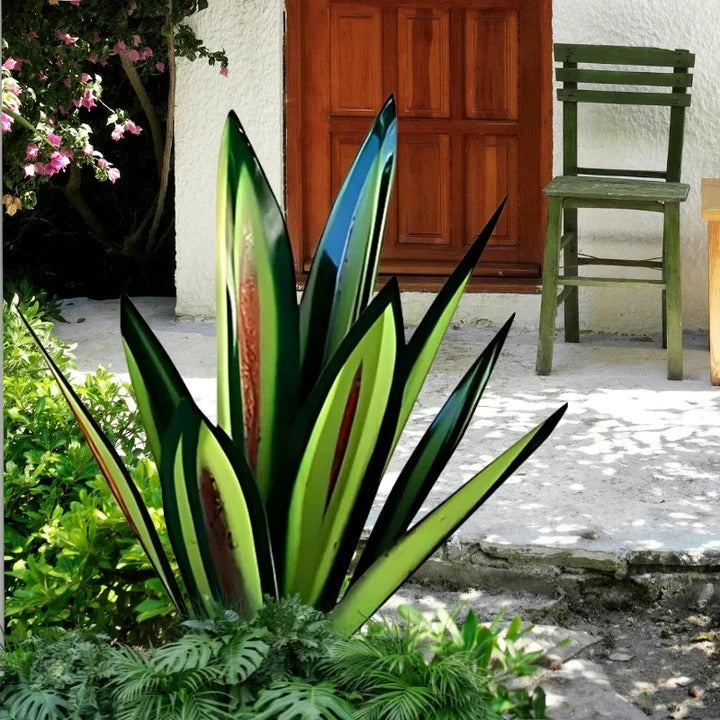 Rust-Finished Metal Agave Art Sculpture for Indoor and Outdoor Use