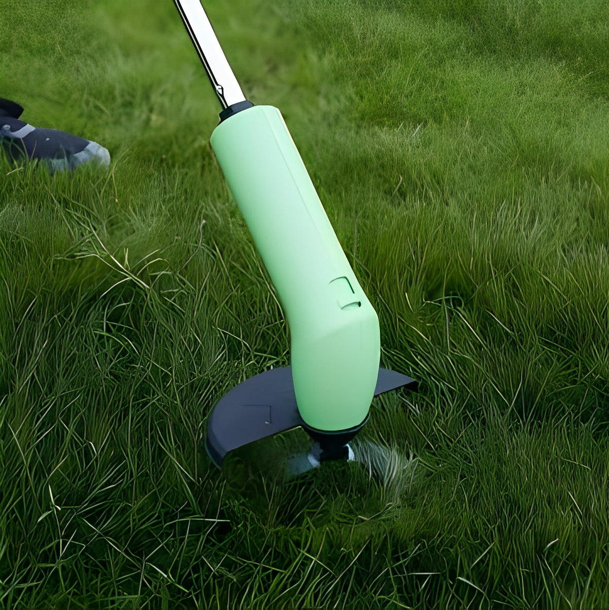 Lightweight Cordless Lawn Edger for Effortless Yard Care