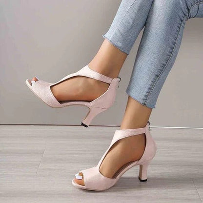 Elegant Women's Heeled Pumps with Comfort-Infused Insole