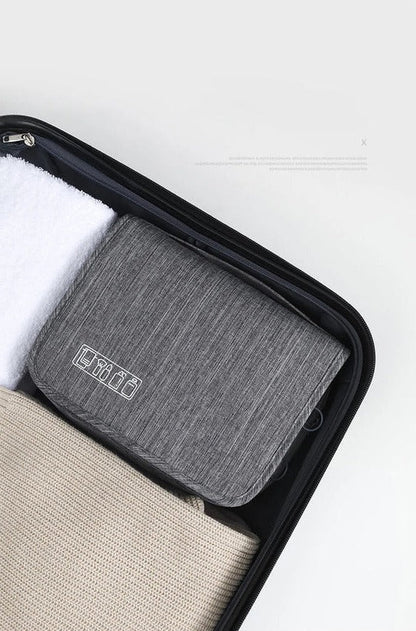 Travel-Friendly Hanging Organizer for Men's Toiletries