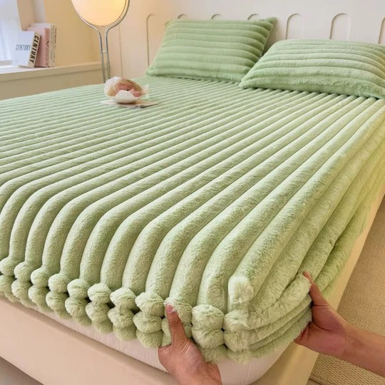Plush Comfort Fitted Sheet for Restful Sleep Every Night