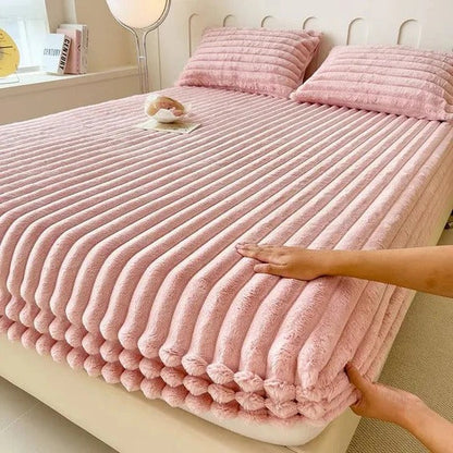 Plush Comfort Fitted Sheet for Restful Sleep Every Night