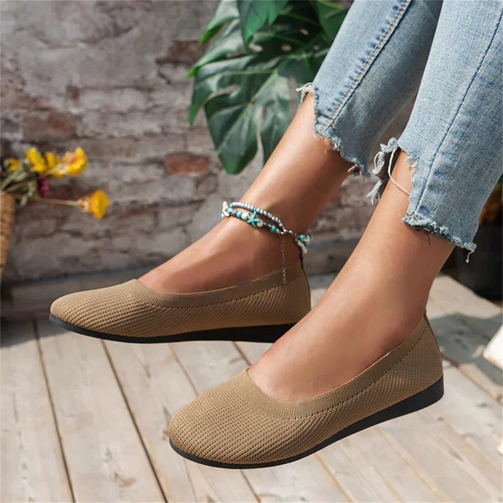Women's Effortless Comfort Shoes with Arch Support and Slip Resistance