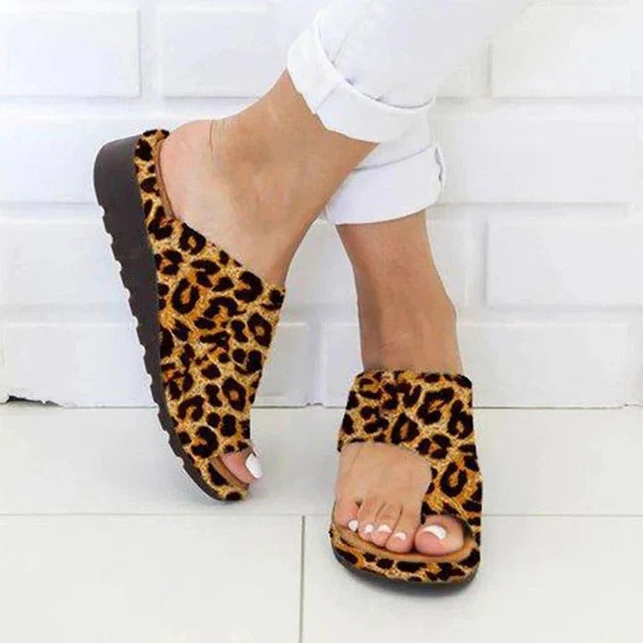 Comfortable Arch Support Sandals with Toe-Ring Design