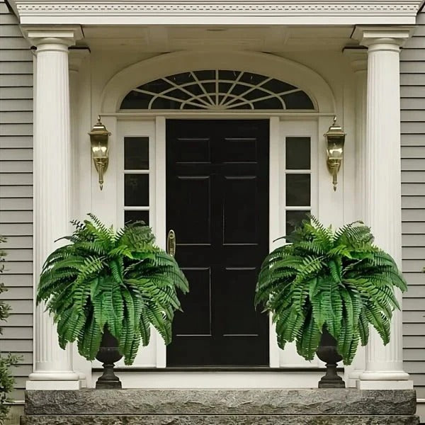 Lifelike Fern Plant for Indoor and Outdoor Use