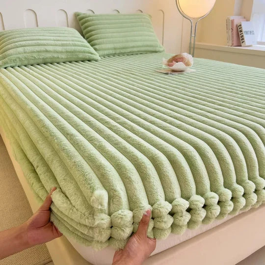 Cloud Comfort Ultra Soft Fitted Sheet for Restful Sleep