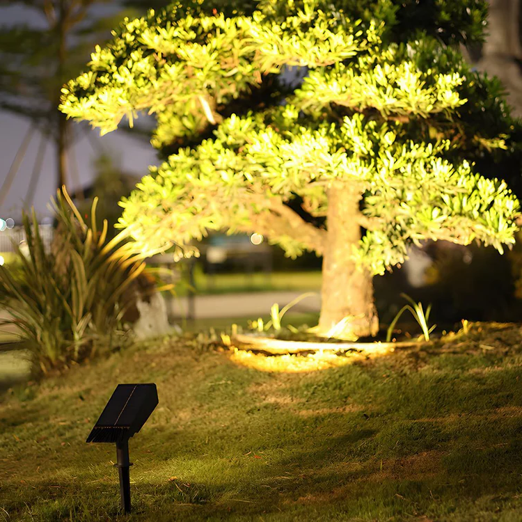 Waterproof Landscape Spotlight with RGB and Warm White LED – Solar Yard Light with Zoom Lens