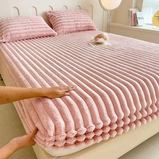 Cloud Comfort Ultra Soft Fitted Sheet for Restful Sleep