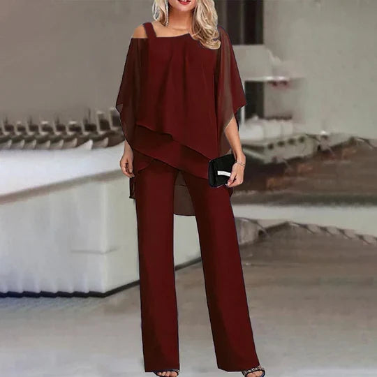 Chic Women's Two-Piece Ensemble with Trendy Cold-Shoulder Style