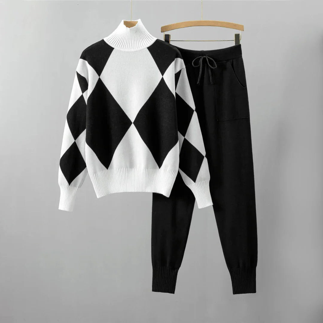 2-Piece Knit Tracksuit for Women - Warm Sweater and Pants Set in Beige, Red, Blue, Black, Sizes S to 2XL