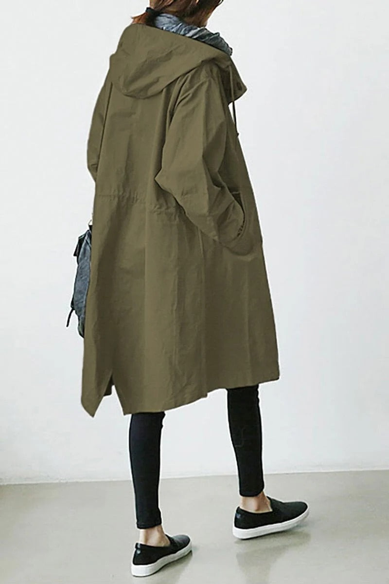 Chic Stretch Coat with Contoured Waist and Breathable Fabric