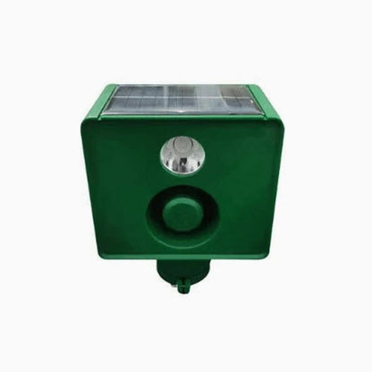 Solar-Powered Guardian Light with Alarm for Animal Deterrence