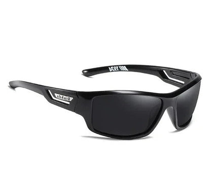 Dynamic Light-Adjusting Sunglasses for Everyday Adventures