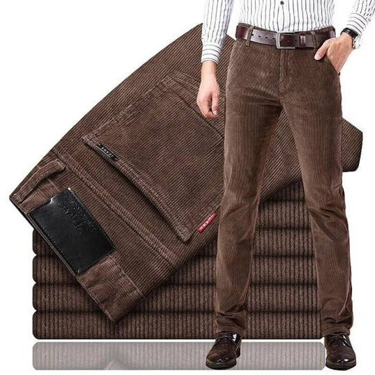 Everyday Essential Straight-Leg Trousers for All Seasons