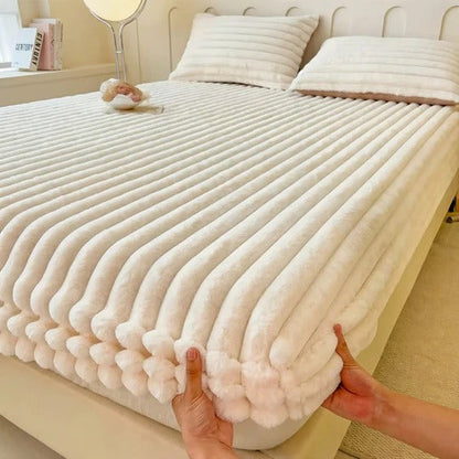 Plush Comfort Fitted Sheet for Restful Sleep Every Night