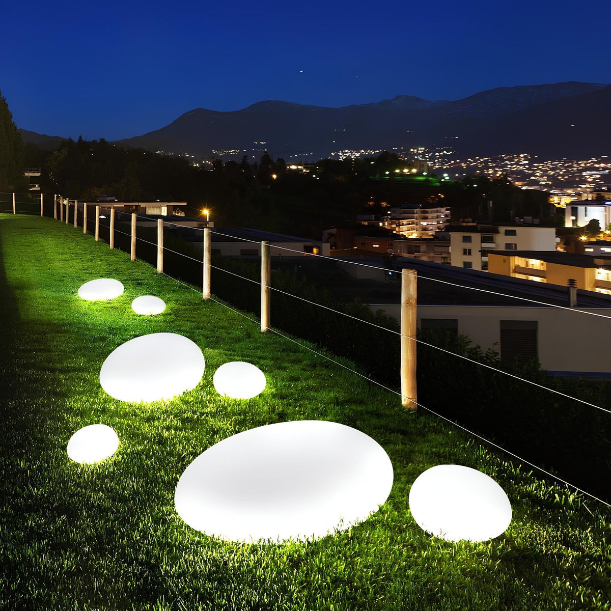 Remote-Controlled Garden Lamp in Stone Shape with LED Light