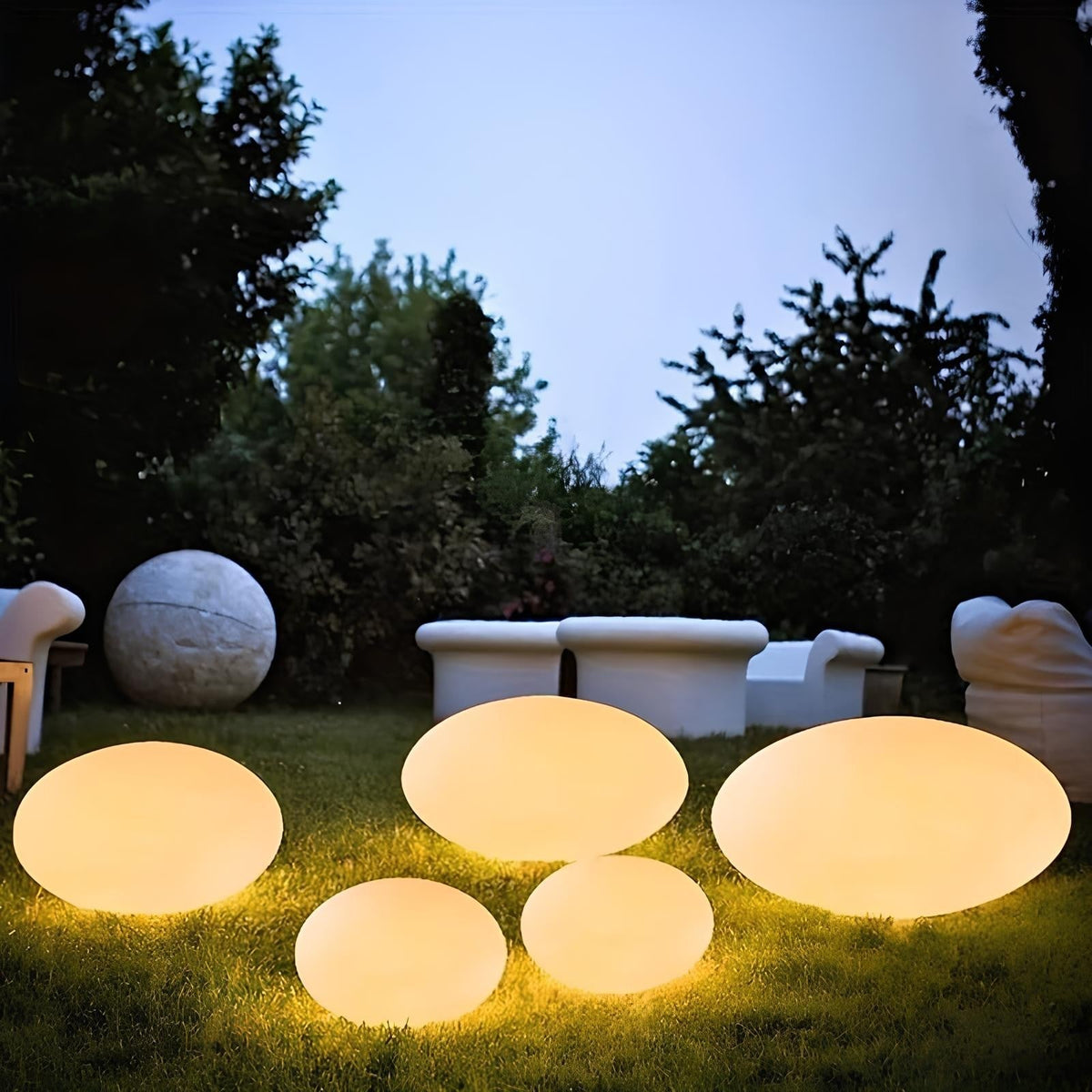 Remote-Controlled Garden Lamp in Stone Shape with LED Light
