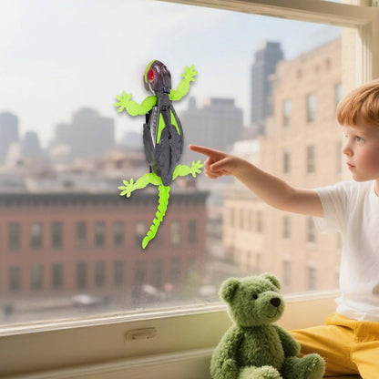 Interactive Wall-Crawling Lizard Toy with Illuminated Eyes