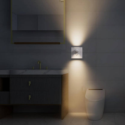 LED Night Light for Wall Socket with Dusk to Dawn Sensor, 200 Lumen 3000K