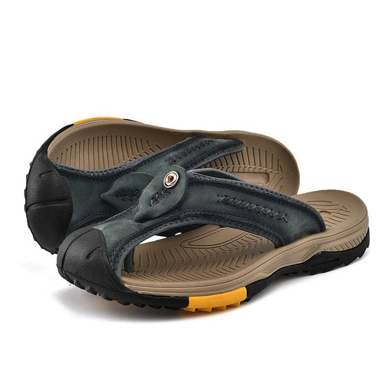 Lightweight Closed Toe Flip Flops for Men – Water Resistant Beach Sandals, Sizes 6.5 to 10.5