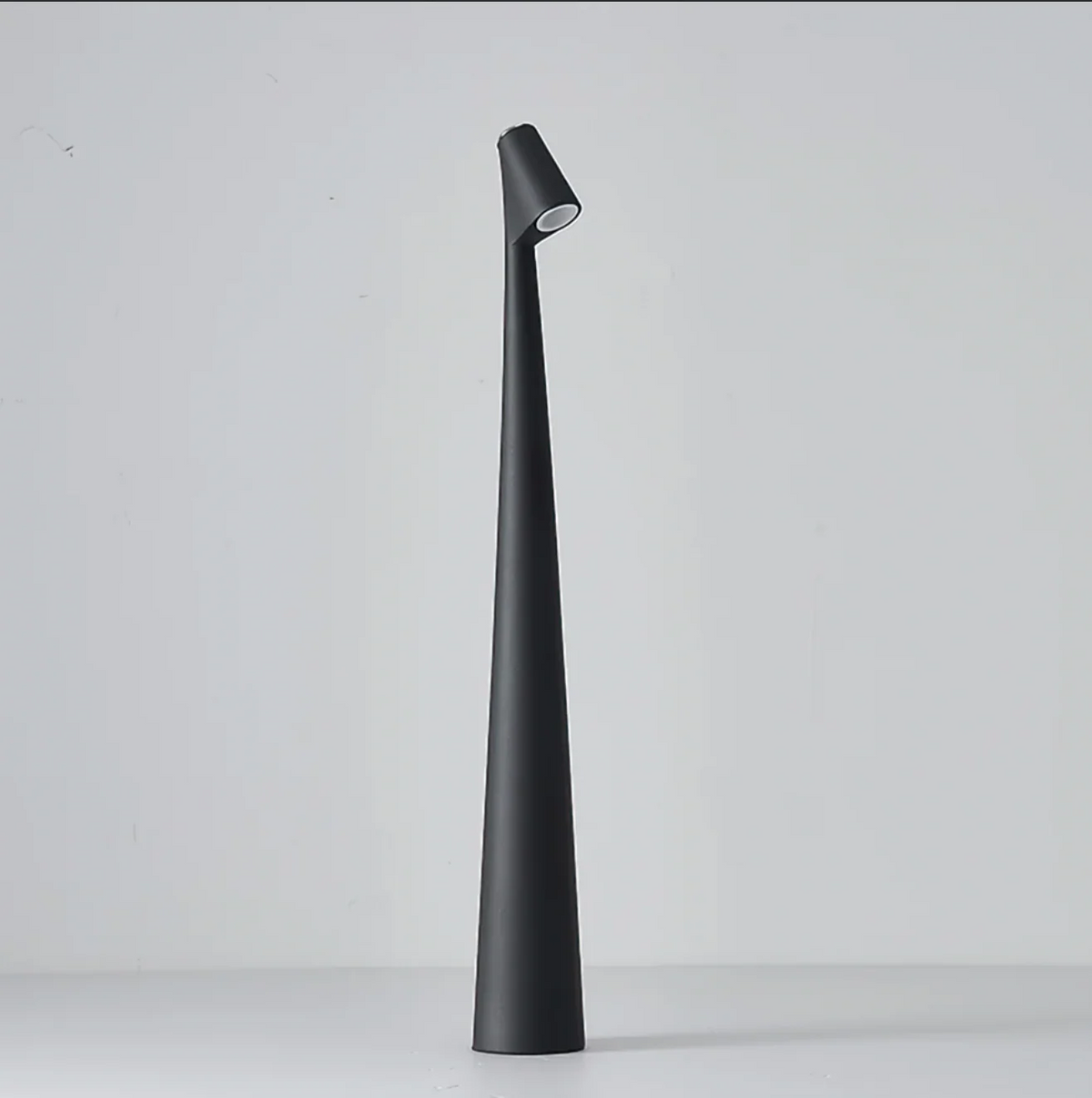 Touch Dimming Rechargeable Desk Lamp with Adjustable Color Temperature, IP54