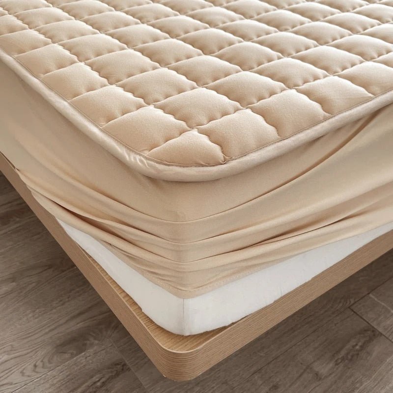 Mattress Protector with Quilted Design