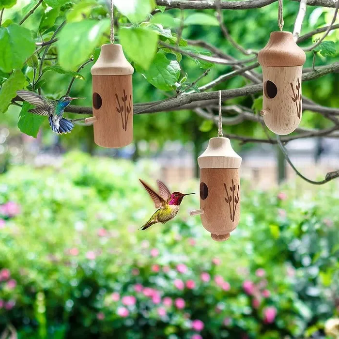 Birdhouse for Hummingbirds – Decorative Resin Nest in Oak, Maple, Cherry, 5.9 In