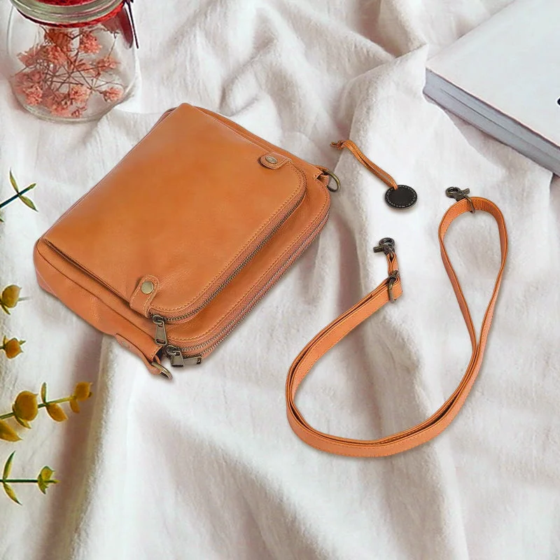 Elegant Leather Crossbody Bag with Versatile Straps and Card Holders