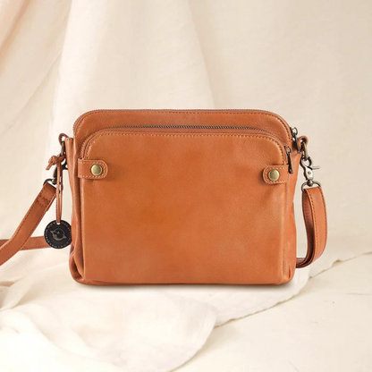 Elegant Leather Crossbody Bag with Versatile Straps and Card Holders