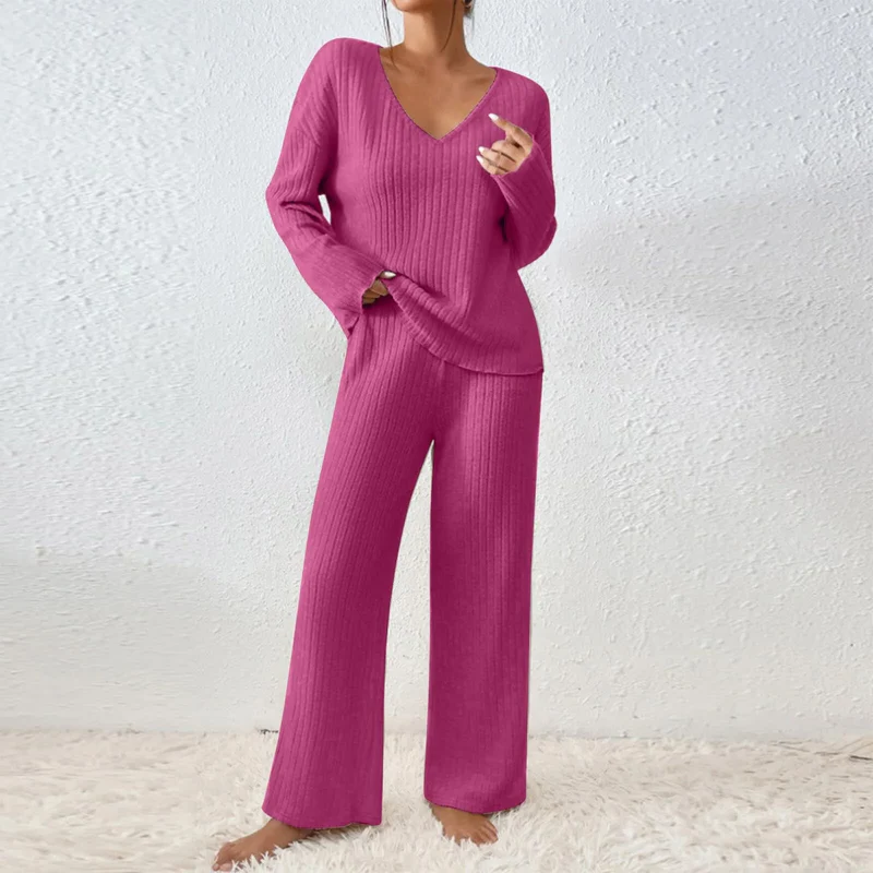 Women's Cozy Outdoor Outfit - Insulated Loose Fit Cotton Blend Winter Set