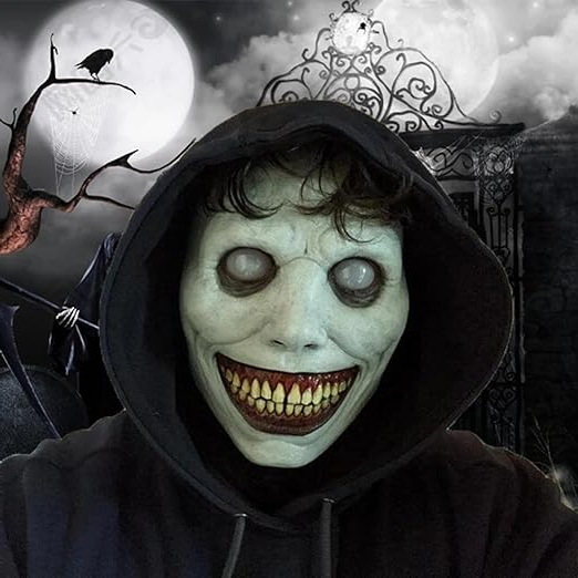 Chilling Grin Full Face Mask for Halloween Festivities