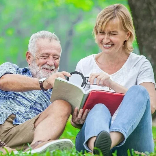 Compact 30X LED Magnifier for Effortless Reading