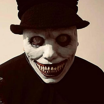 Chilling Grin Full Face Mask for Halloween Festivities