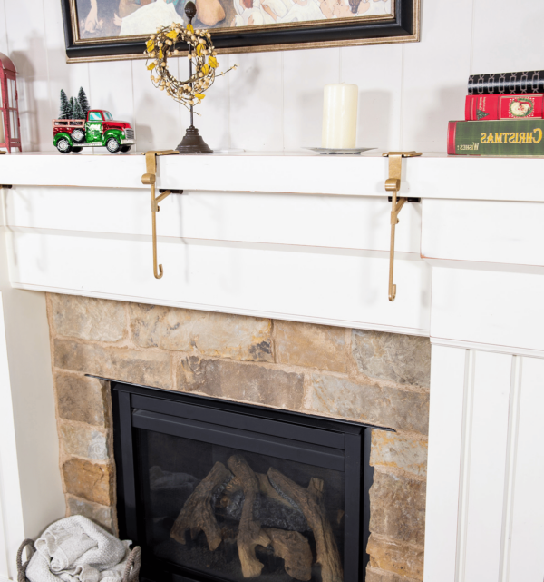 Elegant Mantel Hanger with Adjustable Dual Hooks for Easy Display