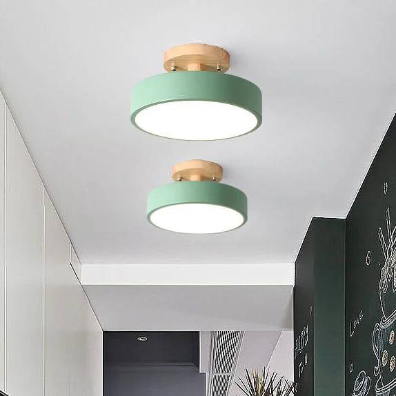 Sleek LED Ceiling Fixture with Customizable Lighting Options