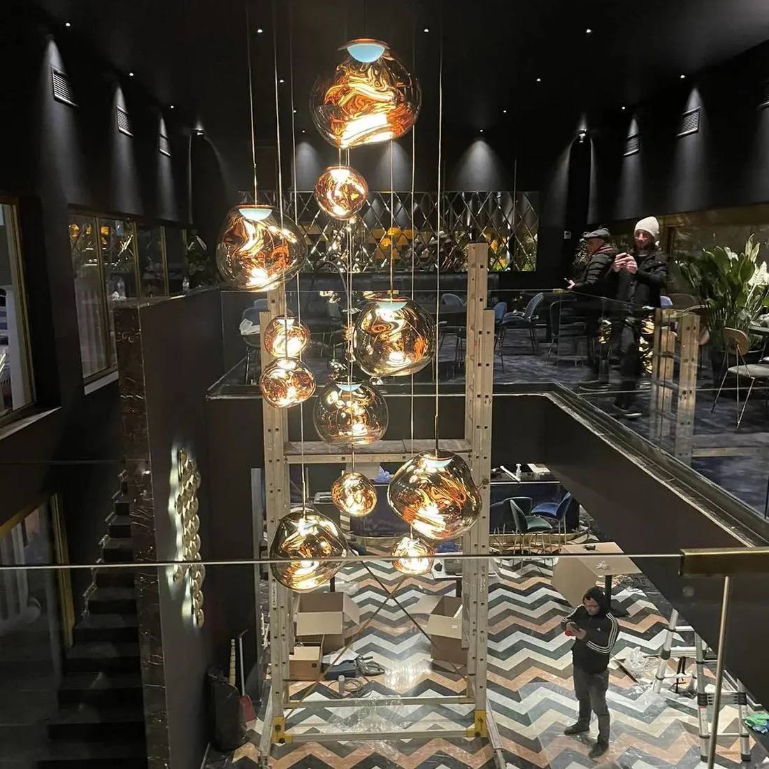 Artistic Multi-Light Pendant Fixture for Elegant Interiors