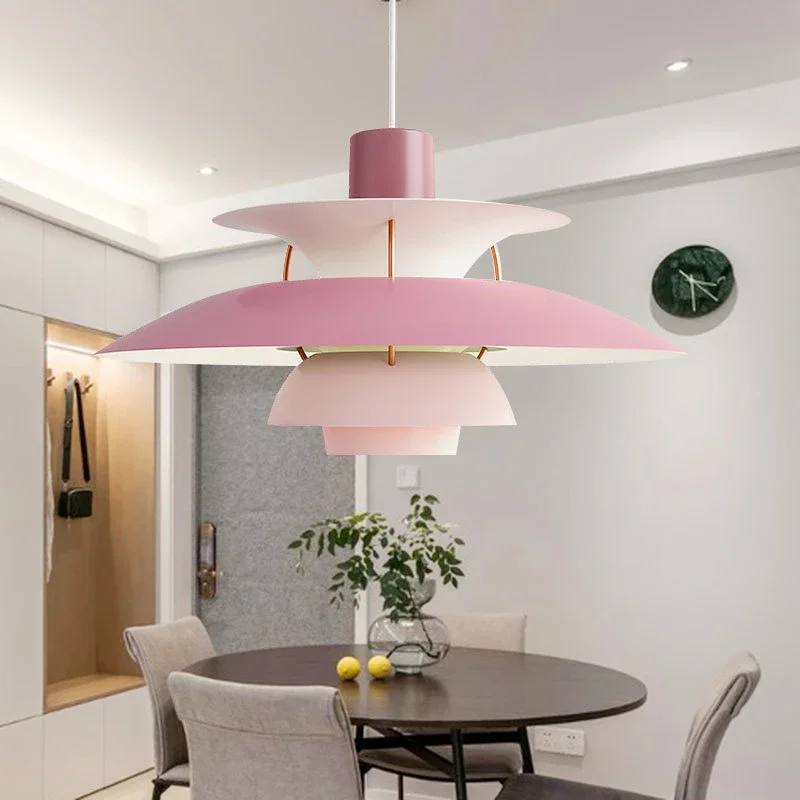 Modern Metal Pendant Light for Stylish Interiors