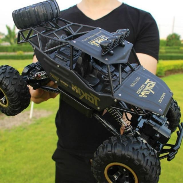 All-Terrain Adventure Truck with 50m Remote Control Range
