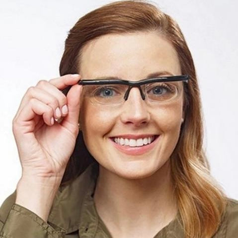 Versatile Focus Glasses with Adjustable Lenses