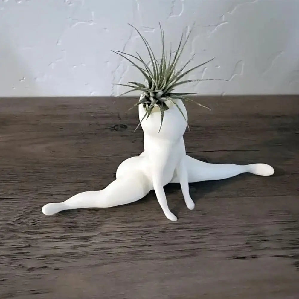 Whimsical Ghost-Shaped Air Plant Holder with Sturdy Base