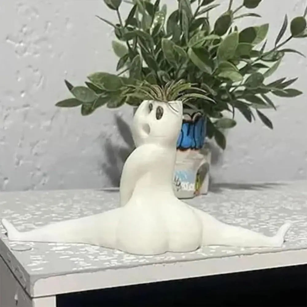 Whimsical Ghost-Shaped Air Plant Holder with Sturdy Base