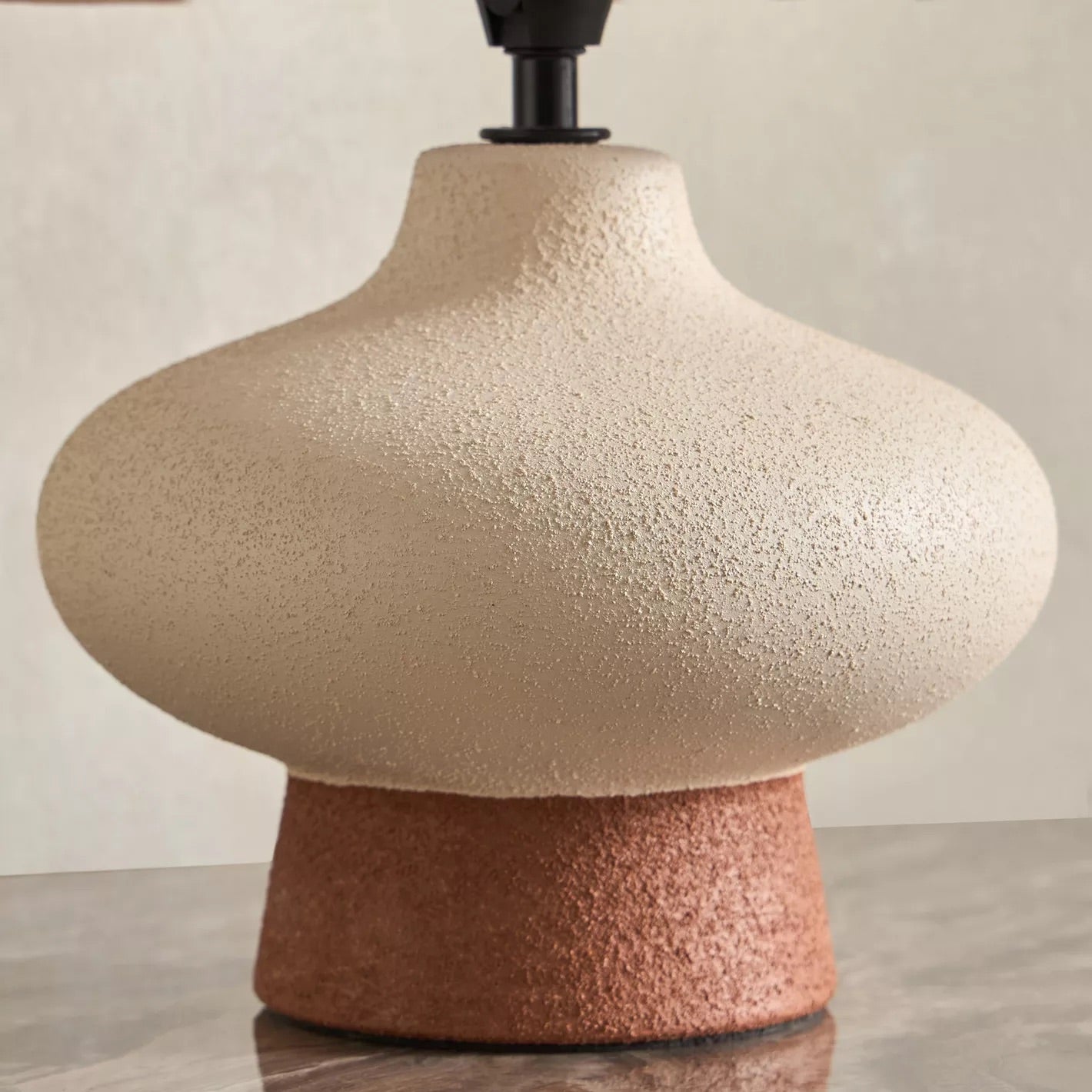 Table Lamp in Ceramic Design