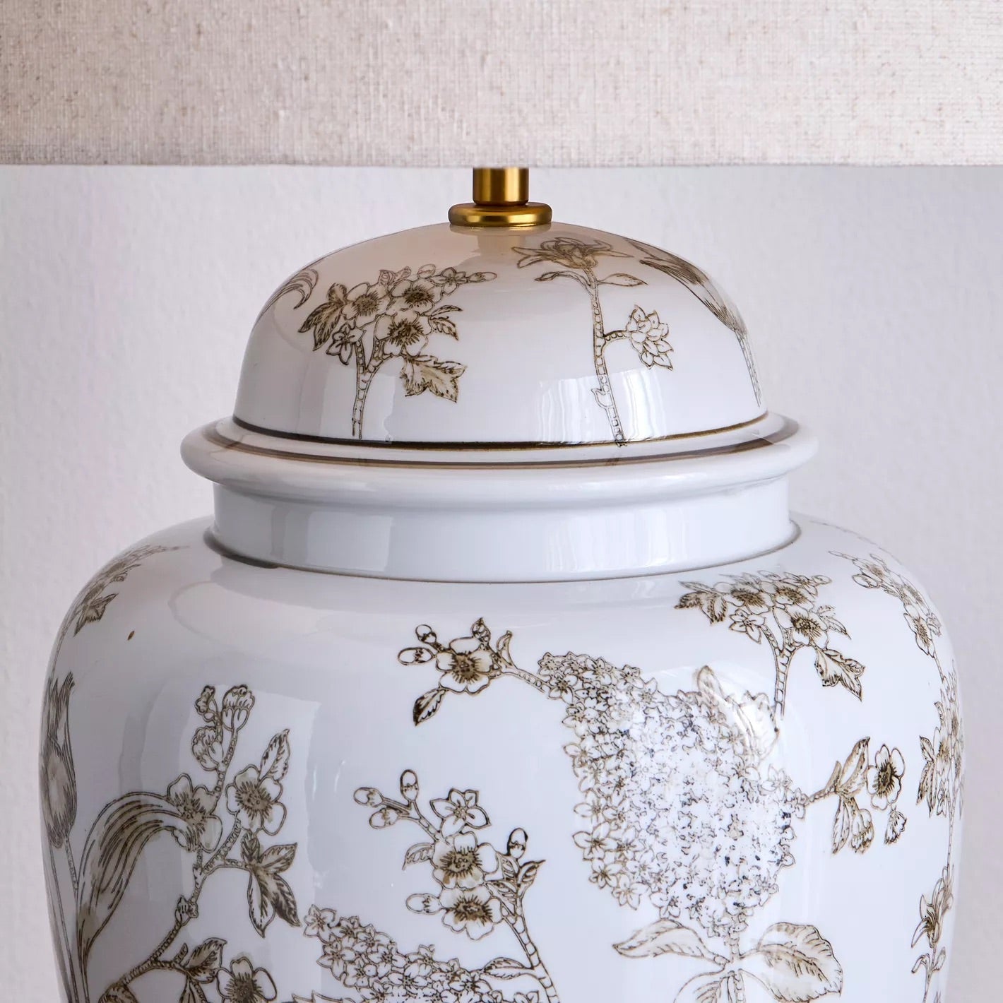 Table Lamp with Ceramic Design and Pattern