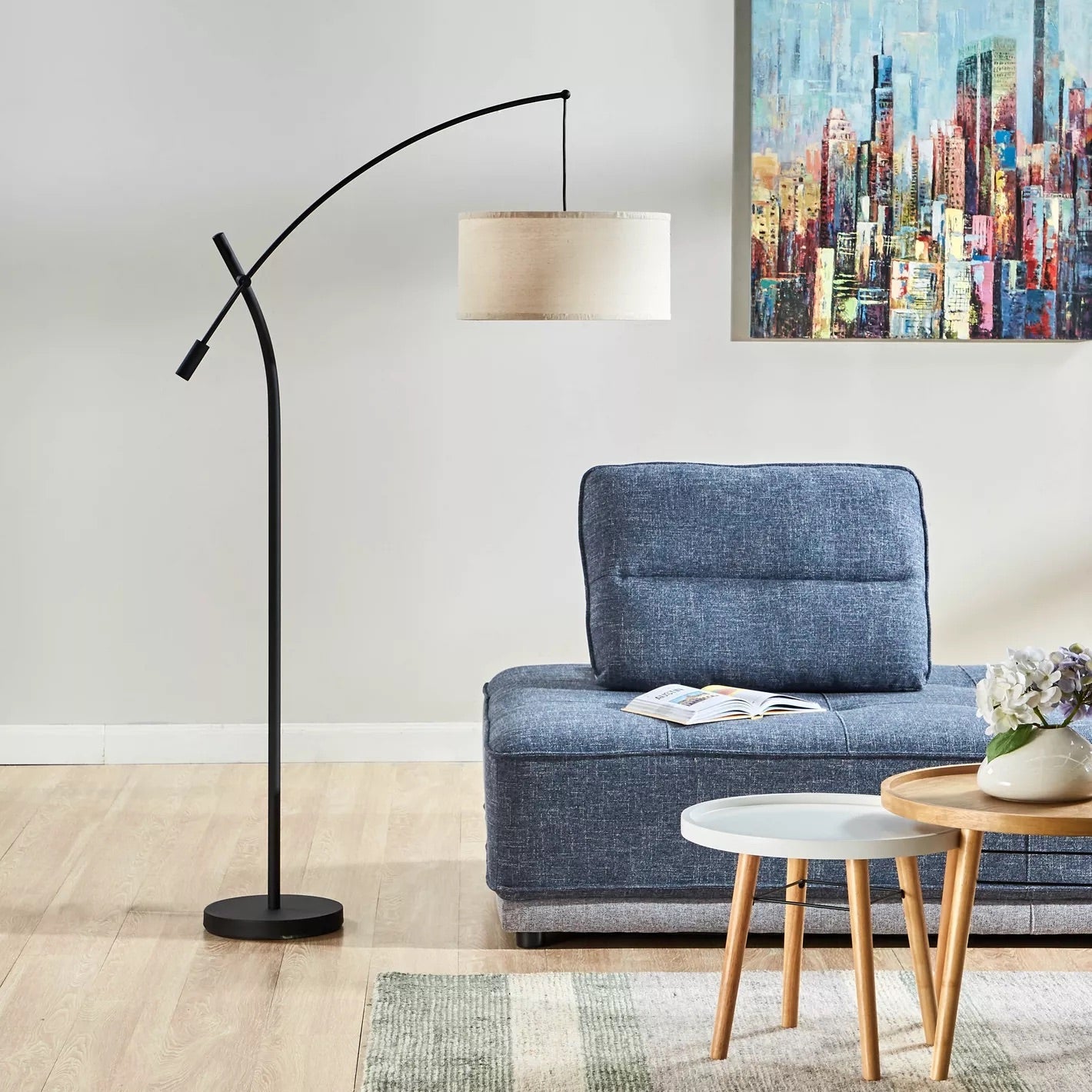 Metal Floor Lamp in Modern Design