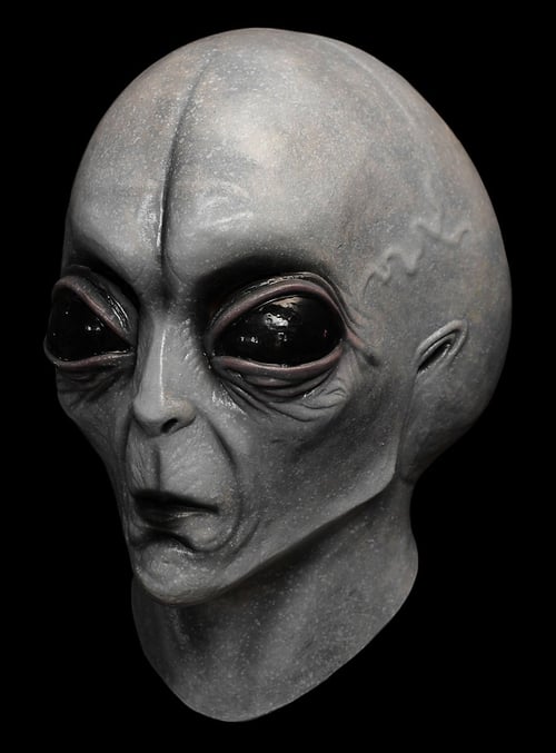 Lifelike Alien Headgear with Breathable Design and Handcrafted Artistry